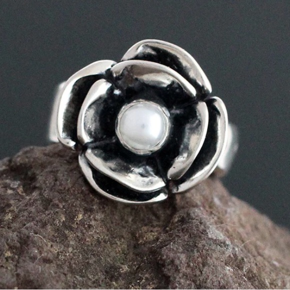 Sherry Tinsman Ring - Picture 4 of 7